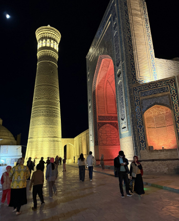 Старый город. I международная биеннале современного искусства в Бухаре Фотография © Юлия Зинкевич