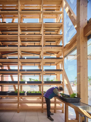 Housing: Terrazas para la vida, Барселона, Испания.
Бюро: Urbanitree Photo by © Adrià Goula / предоставлено WAF