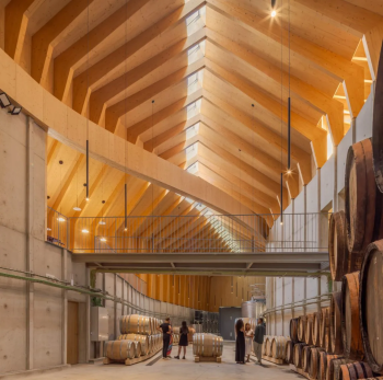 Production energy and Logistics: Quinta de Adorigo Winery, долина реки Дору, Португалия. Photo by © Fernando Guerra / FG + SG  / предоставлено WAF