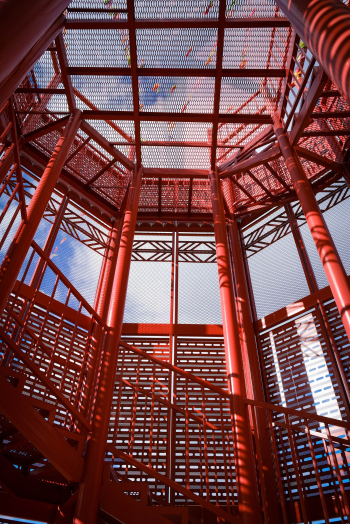 Набережная Поющие пески в городе Вилюйск РС(Я) Фотография © Сергей Барахов по заказу АНО ЦК Лето Якутия / предоставлена Grd:studio