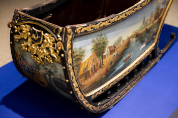 Выставка «Все Бенуа – всё Бенуа», ЦВЗ «Манеж», 2025 Фотография © Ирина Колпачникова / предоставлена пресс-службой ЦВЗ «Манеж»