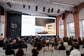 Дискуссия «Как диалог архитектуры, металла и человека влияет на облик городской и промышленной среды» Фотография © Сергей Кожевников / предоставлена организаторами