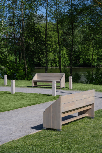 Зона отдыха на берегу реки Коломенка. МАФ Фотография © Илья Иванов / предоставлена Basis architectural bureau