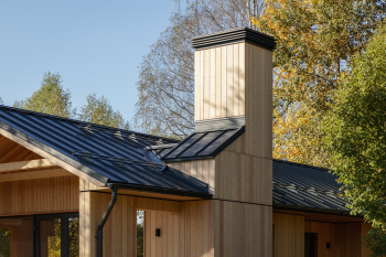 Модульные дома, вдохновленные русской избой Фотография © Сергей Волокитин / предоставлена DO buro