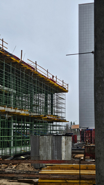 Дом Горизонтов. В процессе строительства. 01.2026 Фотография © Даниил Анненков / предоставлена Kleinewelt Architekten