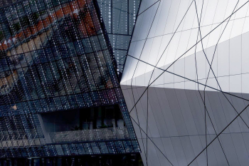 Дворец тенниса Лужники Фотография © Михаил Мулач / предоставлена ПИ «АРЕНА»