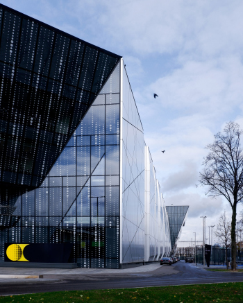 Дворец тенниса Лужники Фотография © Михаил Мулач / предоставлена ПИ «АРЕНА»