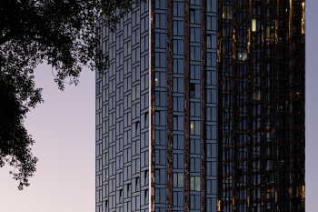 ЖК Symphony 34 Фотография © Даниил Анненков, 2025 / предоставлена Kleinewelt Architekten