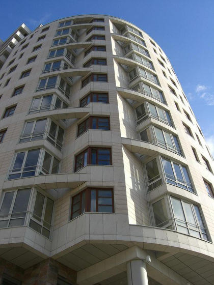 Apartment building in the second Truzhenicov pereulok