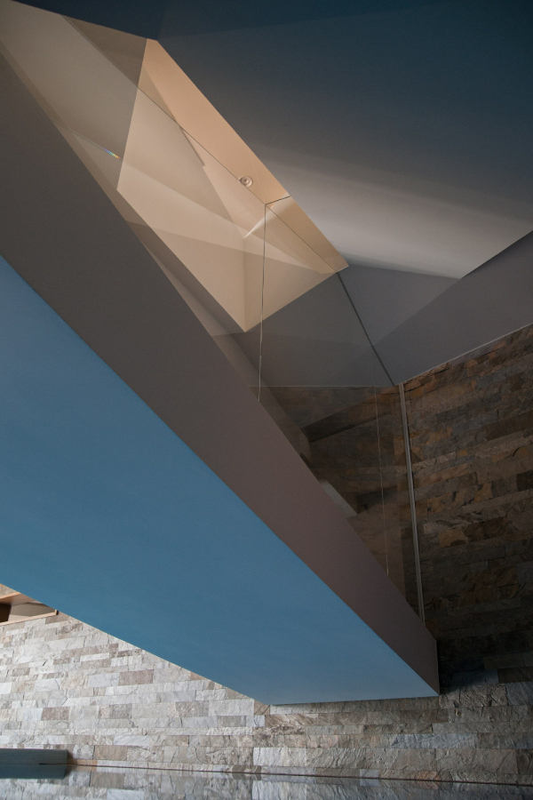 The “Spring” house: the skylights. Three levels Copyright: Photograph  Gleb Leonov | TOTEMENT/PAPER
