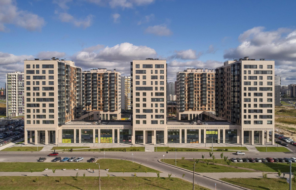 Residential complex “LEGENDA Dalnevostochnogo” Copyright: Evgeny Gerasimov and Partners © Photograph: Andrey Bekimov-Gushchin