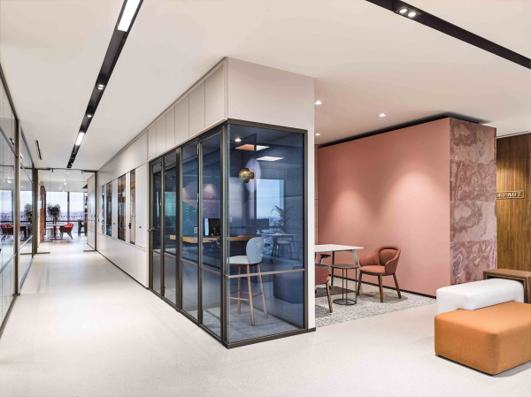     Barry Callebaut   Studio 13 Architects.    OfficeNEXT