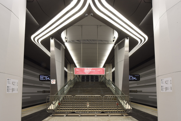 Интерьер станции метро «Авиамоторная», открыт в 2020 Фотография предоставлена SEVALCON