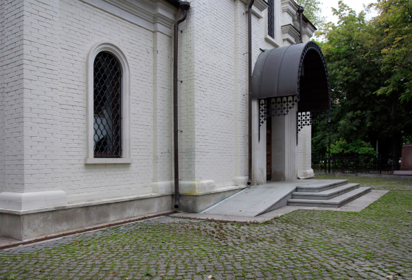 Church of the Beheading of John the Baptist at the Novodevichy Convent Copyright: Photograph: Archi.ru