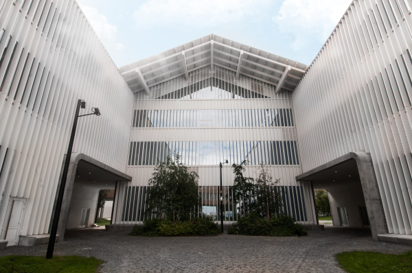 Skolkovo Institute of Science and Technology HP Neutral   Guardian Glass