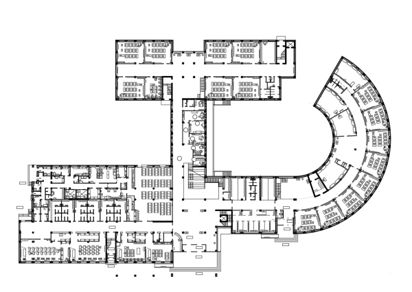 NB SCHOOL. План 1 этажа © ZROBIM architects