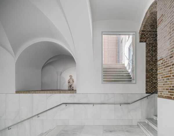 -      Simon Menges /  KAAN Architecten