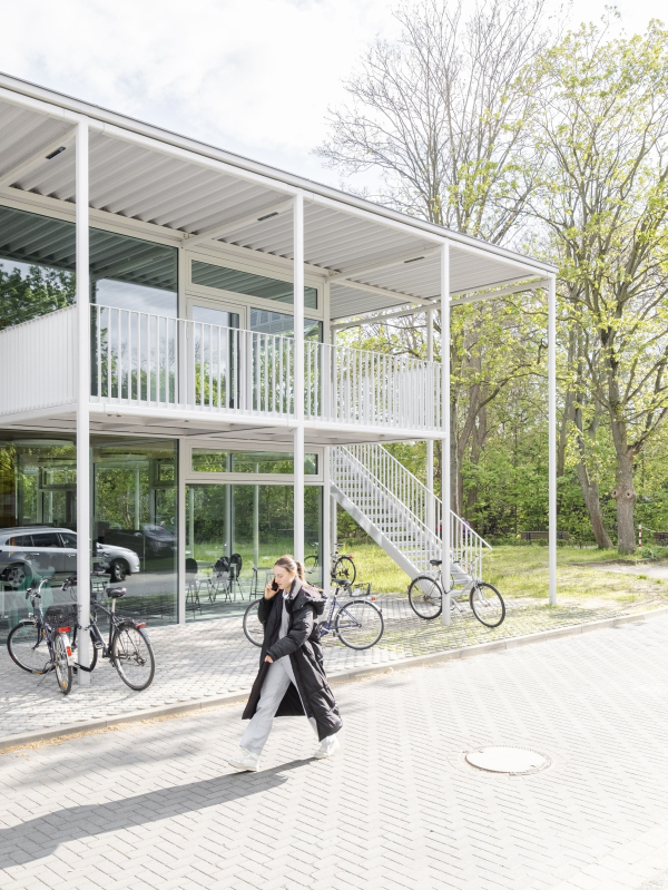          Leonhard Clemens.  Fundació Mies van der Rohe