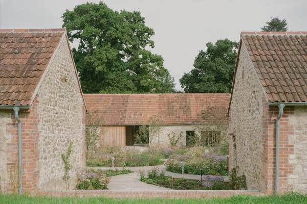   Wraxall Yard   Lorenzo Zandri