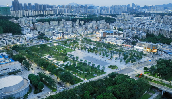 Regeneration Of VitalityShenzhen Guanlan Riverside Plaza, , .
: LAY-OUT Planning Consultants Co., Ltd. Photo by  LAY-OUT Planning Consultants Co., Ltd.   /  WAF