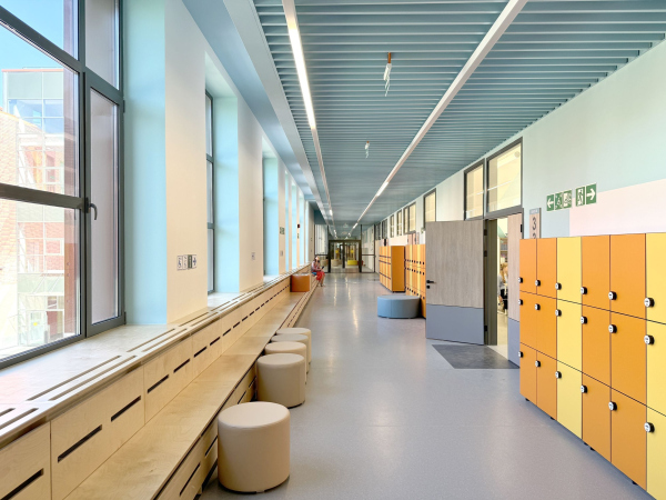 Interior of the corridor in the academic block Copyright: Photograph  Andrey Asadov / provided by ASADOV Architects