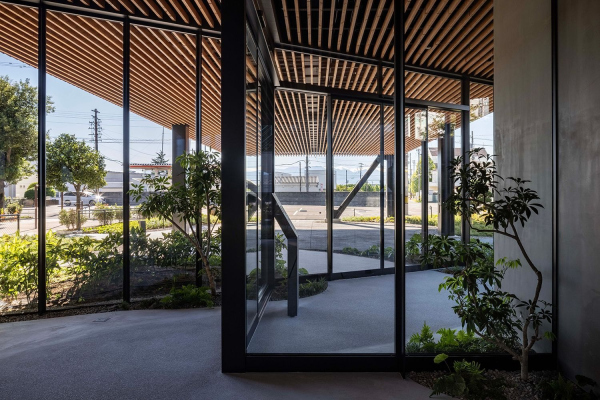 - Juzen Chemical Corporation     Shigeo Ogawa /  Key Operation Inc. / Architects