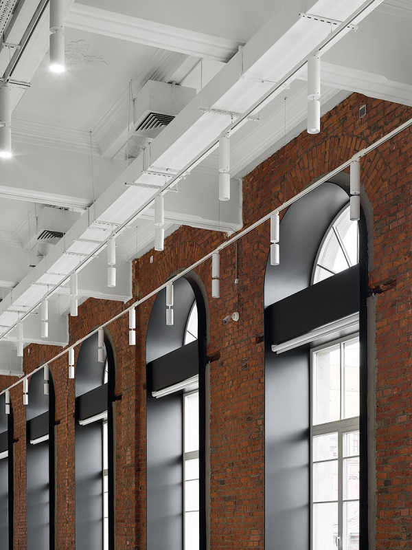   , -     /  UNK corporate interiors
