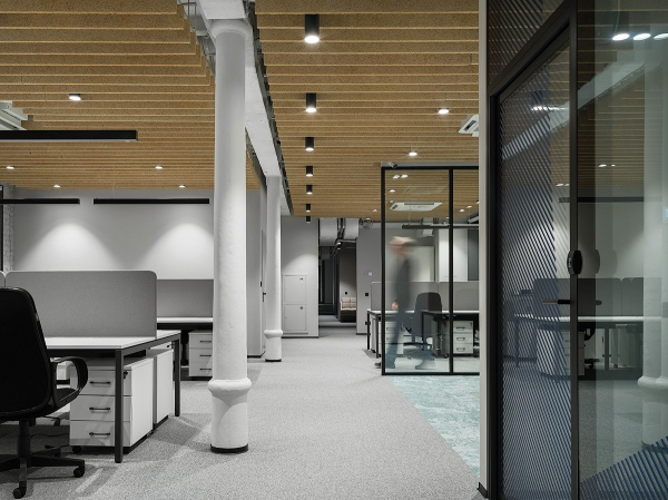   , -     /  UNK corporate interiors