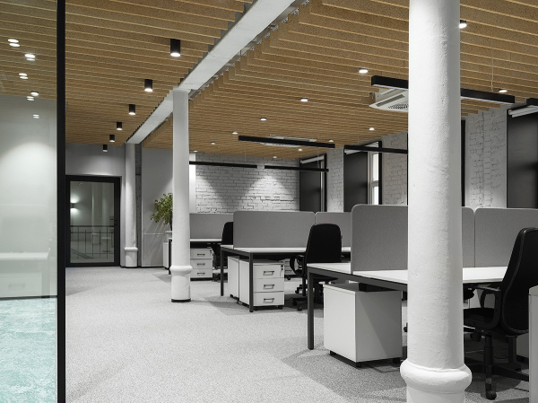   , -     /  UNK corporate interiors