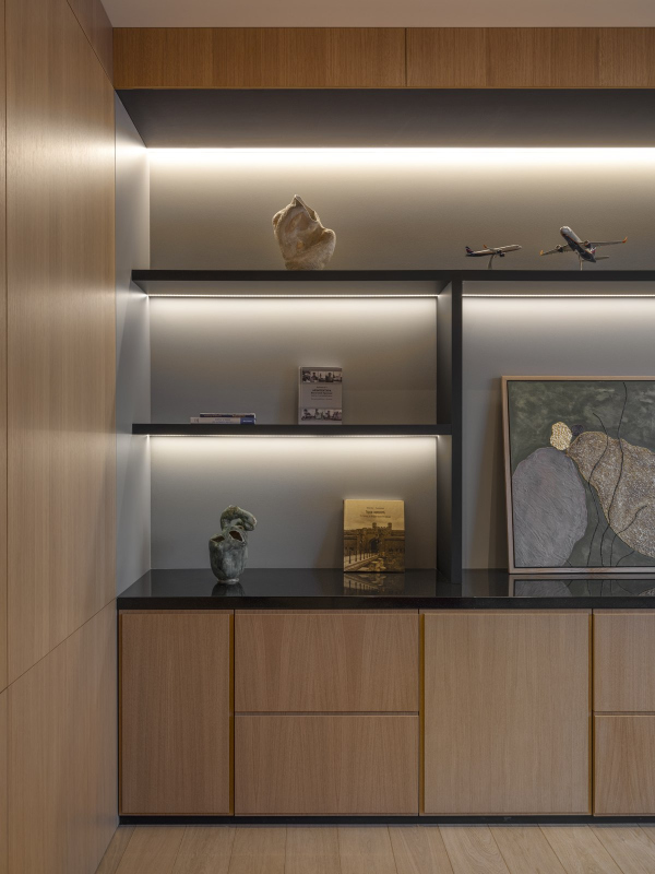        /  + Architects