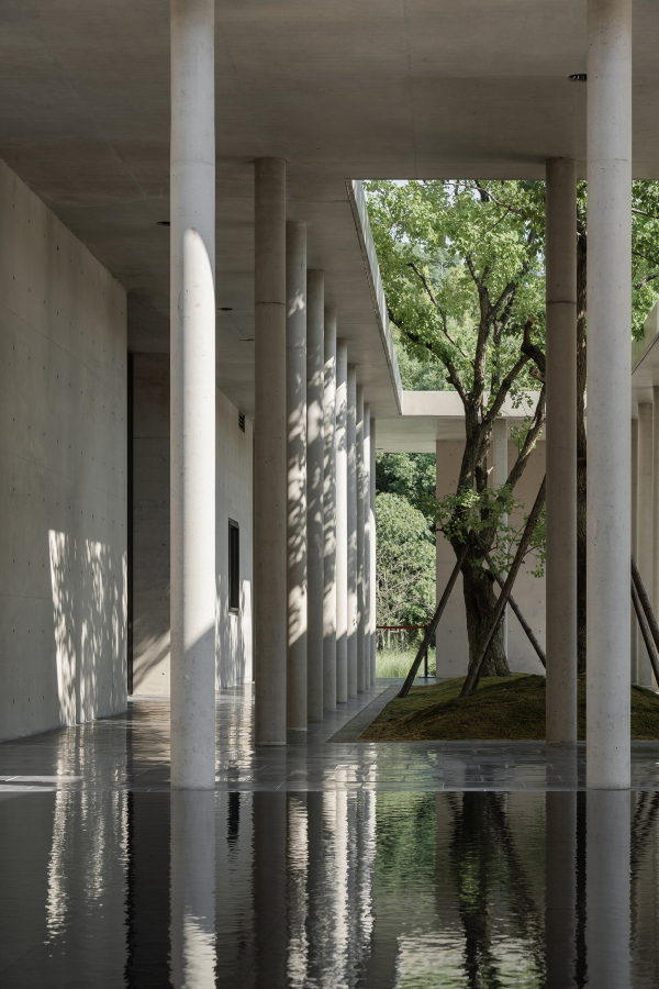     Luo Canhui / Vector Architects