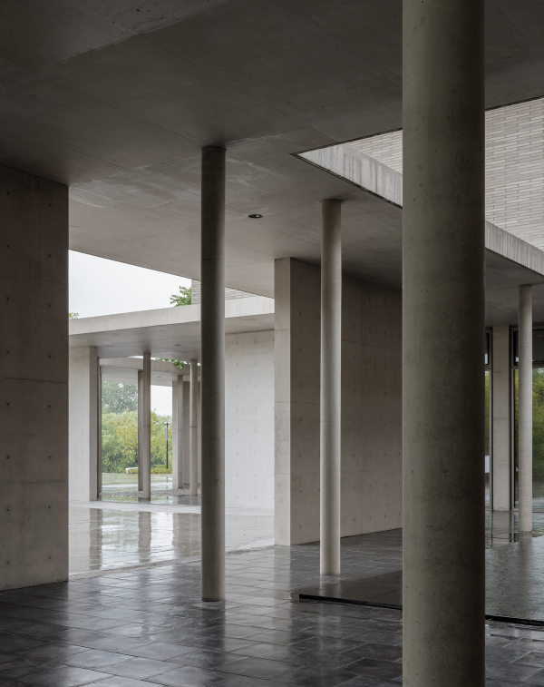     Luo Canhui / Vector Architects
