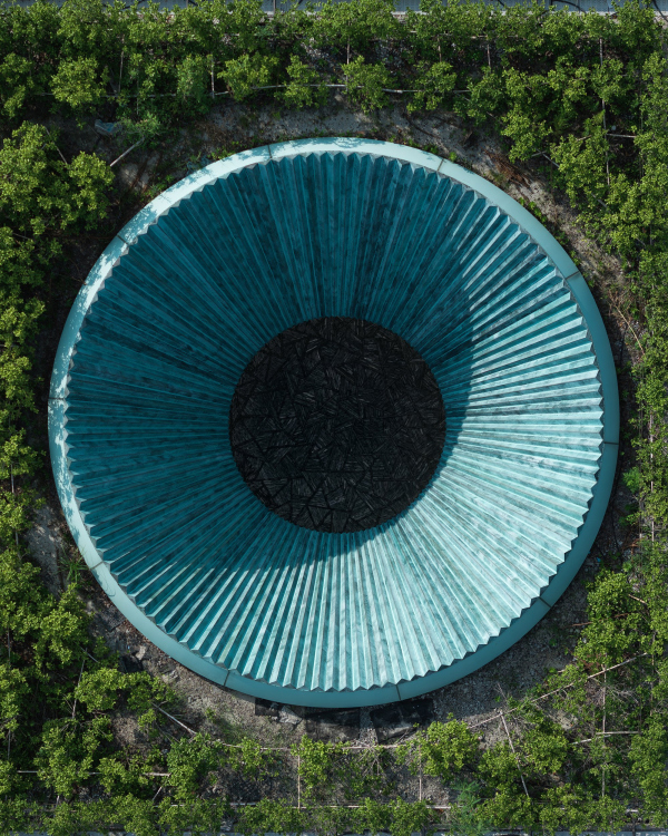     Luo Canhui / Vector Architects