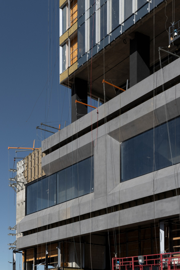 -        /  Kleinewelt Architekten