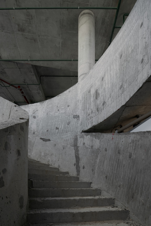 -        /  Kleinewelt Architekten