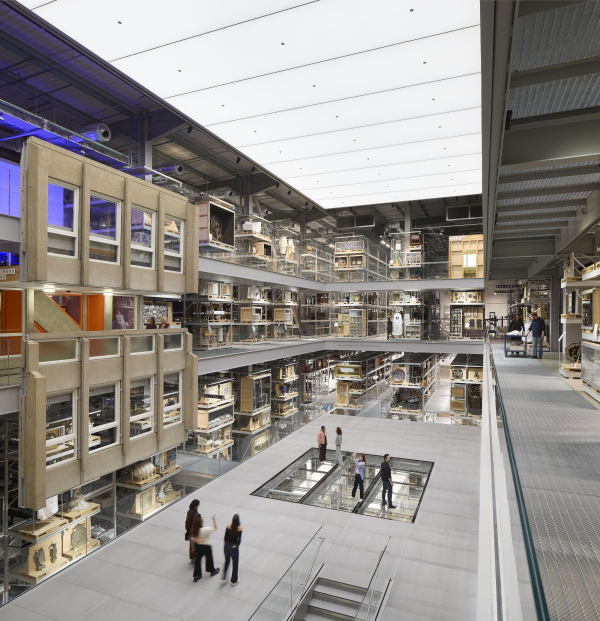        Hufton+Crow /  V&A Museum
