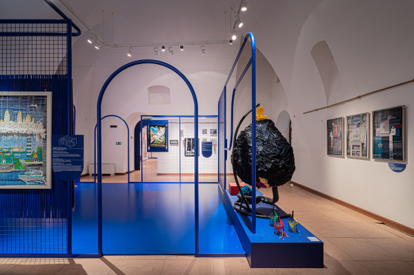  V           /  PSCulture