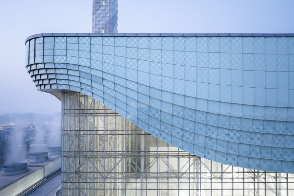 ,      Archi-translator