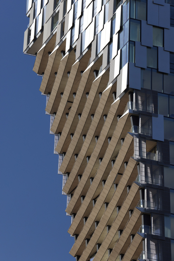   1550 Alberni     Ema Peter /  Kengo Kuma & Associates