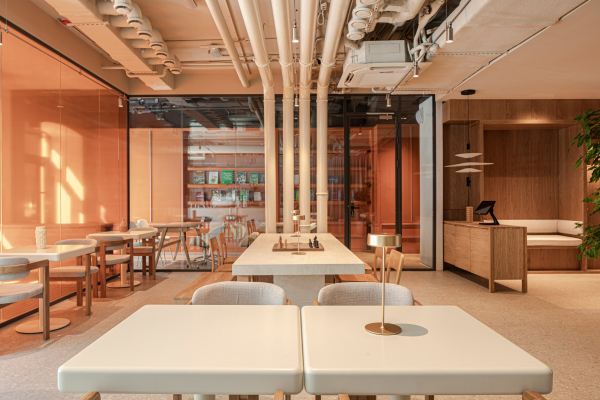     : LOOK UP & UPSKILL     /  Pergaev Bureau