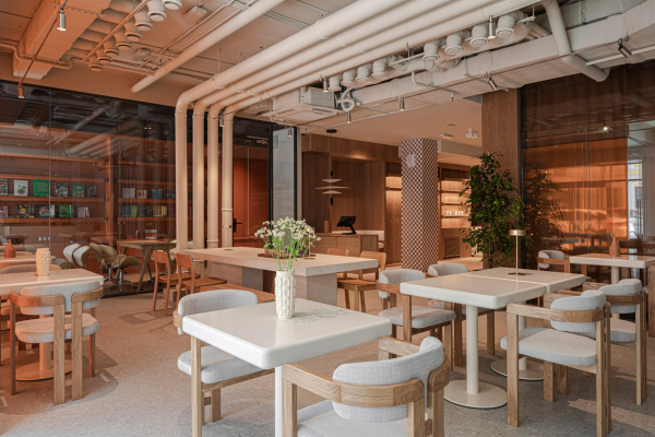     : LOOK UP & UPSKILL     /  Pergaev Bureau