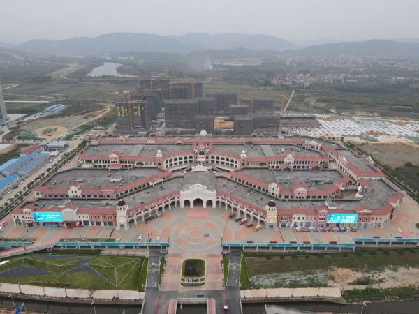   Outlets 8     Wu Siming