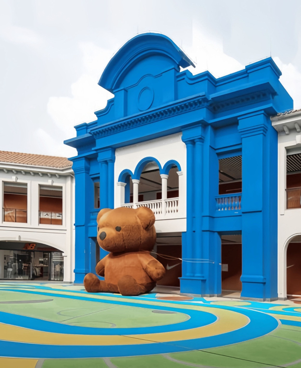   Outlets 8   E Plus Design  E+ / Wu Siming