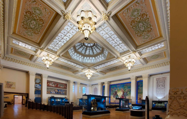 The Uzbekistan pavilion at VDNKh. The antehall after the restoration Copyright: Photograph � MB-PROJECT