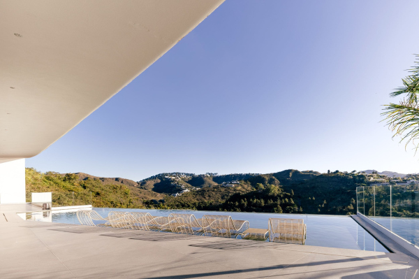   Casa de Linho   -   Luisa Lage /  Tetro Arquitetura