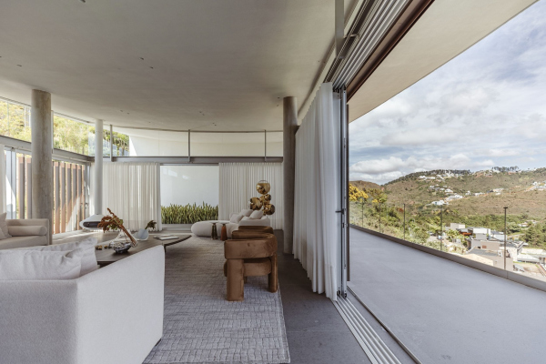   Casa de Linho   -   Luisa Lage /  Tetro Arquitetura