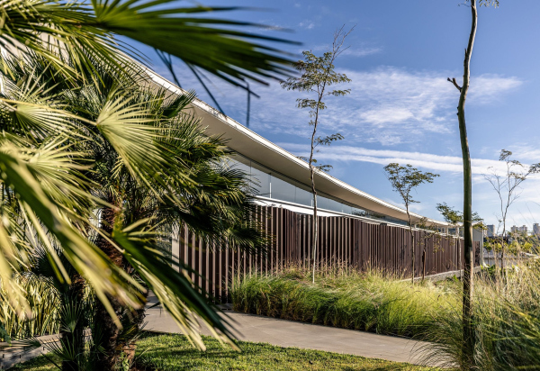   Casa de Linho   -   Luisa Lage /  Tetro Arquitetura
