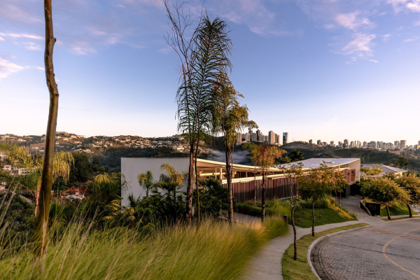   Casa de Linho   -   Luisa Lage /  Tetro Arquitetura