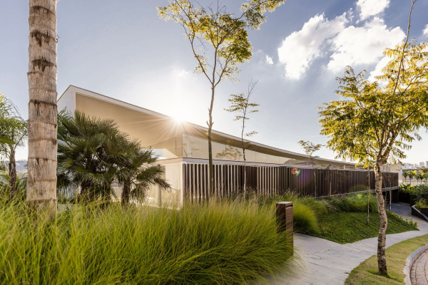   Casa de Linho   -   Luisa Lage /  Tetro Arquitetura