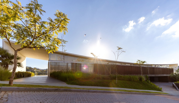  Casa de Linho   -   Luisa Lage /  Tetro Arquitetura